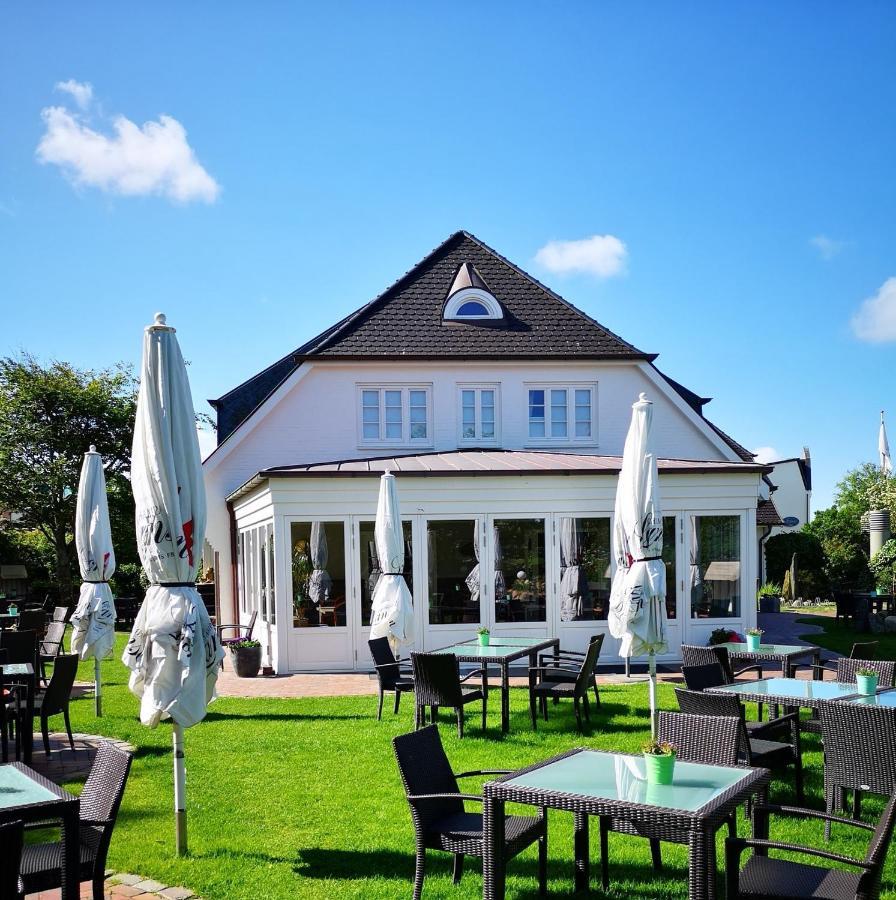 Fitschen Am Dorfteich Hotel Wenningstedt-Braderup Exterior photo